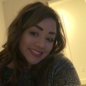 Meet your Posher, Malia